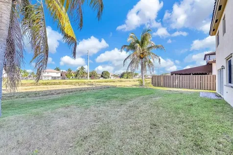 1477 NE 40th Road Homestead FL 33033