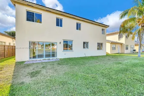 1477 NE 40th Road Homestead FL 33033