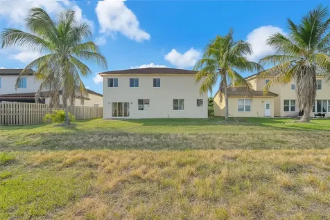 1477 NE 40th Road Homestead FL 33033