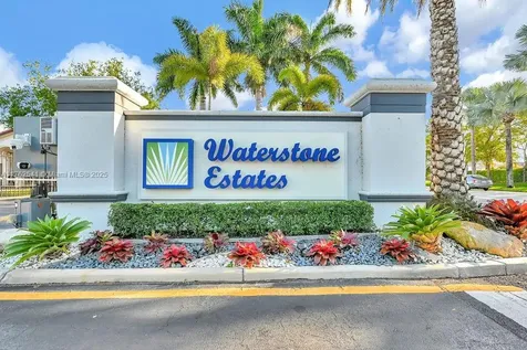 1477 NE 40th Road Homestead FL 33033