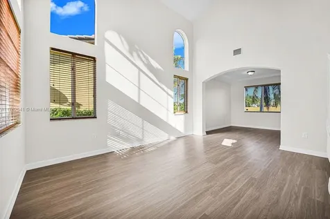 1477 NE 40th Road Homestead FL 33033