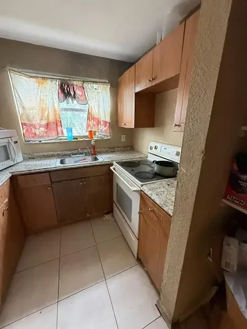 3859 NW 207th Street Road Miami Gardens FL 33055
