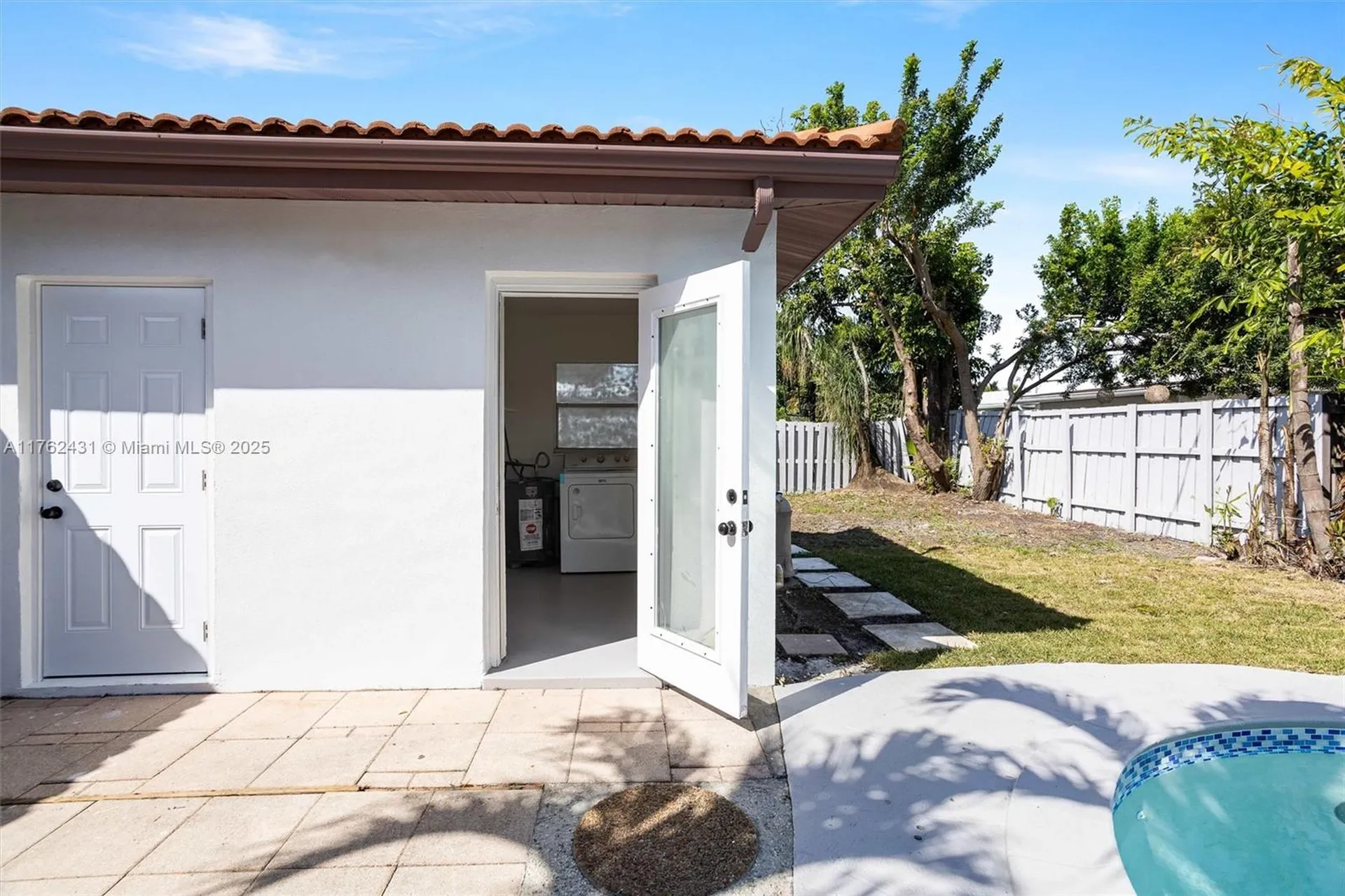 1401 NW 45th Street Fort Lauderdale FL 33309