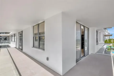 9801 Collins Avenue Bal Harbour FL 33154
