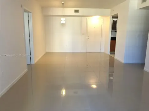 2775 NE 187th Street Aventura FL 33180