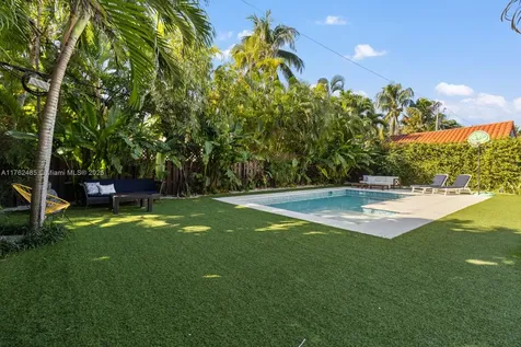 840 NE 72nd Terrace Miami FL 33138