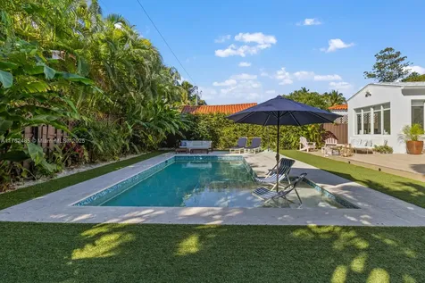 840 NE 72nd Terrace Miami FL 33138
