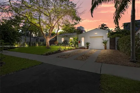 840 NE 72nd Terrace Miami FL 33138