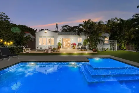 840 NE 72nd Terrace Miami FL 33138