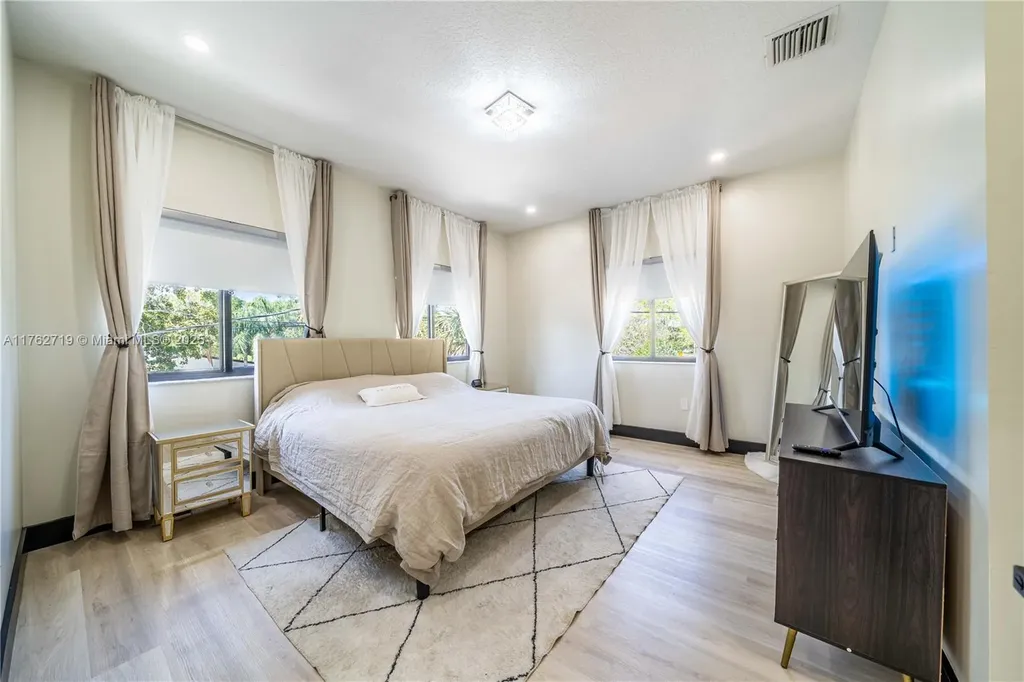 1451 SW 11th Place Fort Lauderdale FL 33312