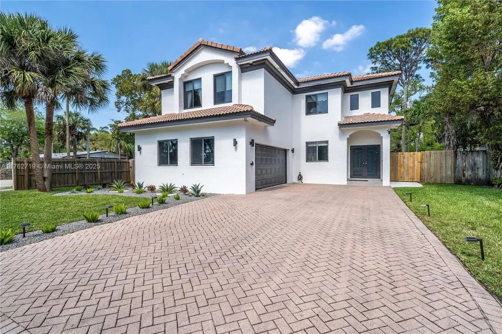 1451 SW 11th Place Fort Lauderdale FL 33312
