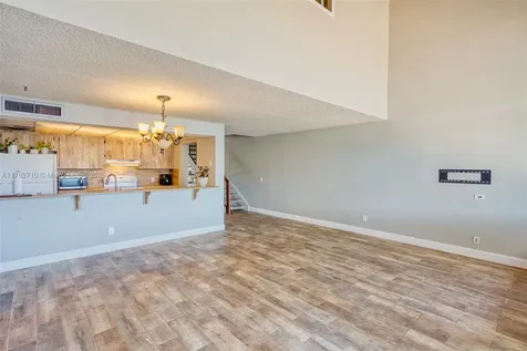 1548 NW 113th Way Pembroke Pines FL 33026
