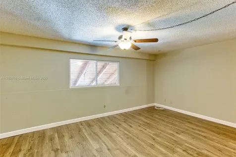 1548 NW 113th Way Pembroke Pines FL 33026