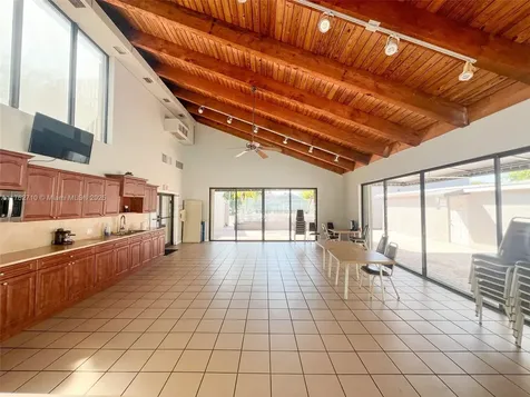1548 NW 113th Way Pembroke Pines FL 33026