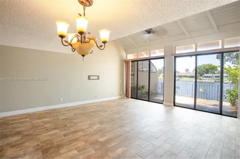 1548 NW 113th Way Pembroke Pines FL 33026