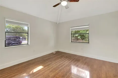 6910 SW 71st Court Miami FL 33143