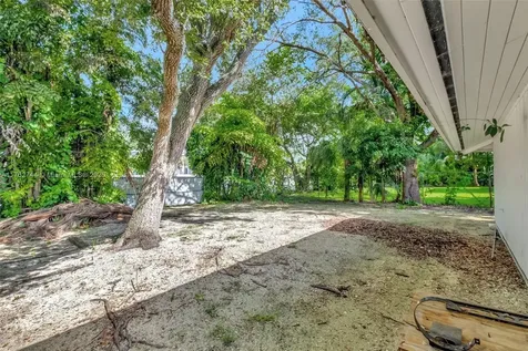 6910 SW 71st Court Miami FL 33143