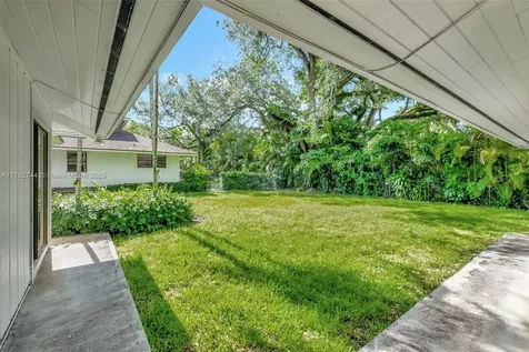6910 SW 71st Court Miami FL 33143