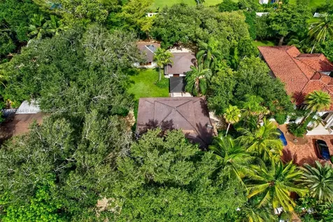 6910 SW 71st Court Miami FL 33143
