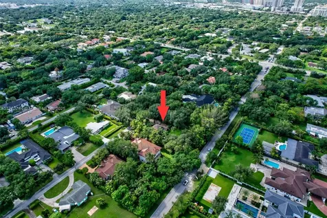 6910 SW 71st Court Miami FL 33143