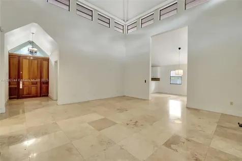 6910 SW 71st Court Miami FL 33143