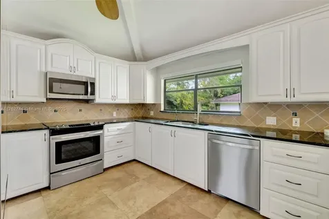6910 SW 71st Court Miami FL 33143