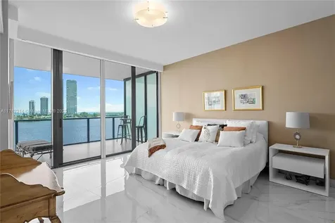 5500 Island Estates Drive Aventura FL 33160
