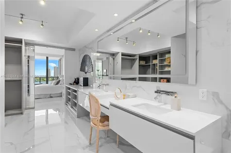 5500 Island Estates Drive Aventura FL 33160