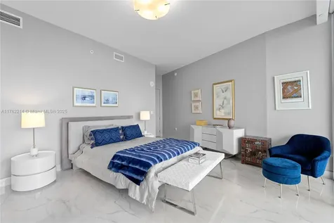 5500 Island Estates Drive Aventura FL 33160