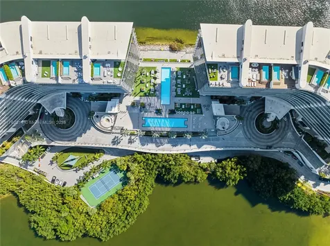 5500 Island Estates Drive Aventura FL 33160