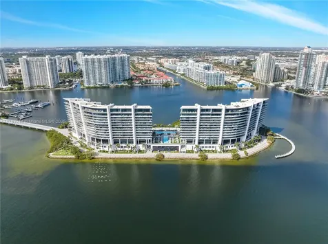 5500 Island Estates Drive Aventura FL 33160