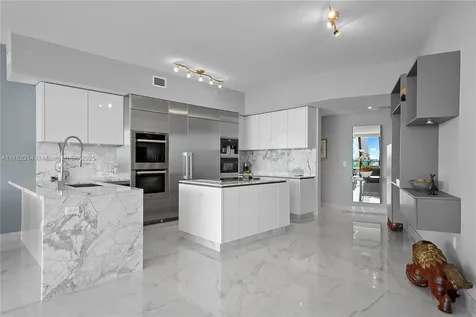5500 Island Estates Drive Aventura FL 33160
