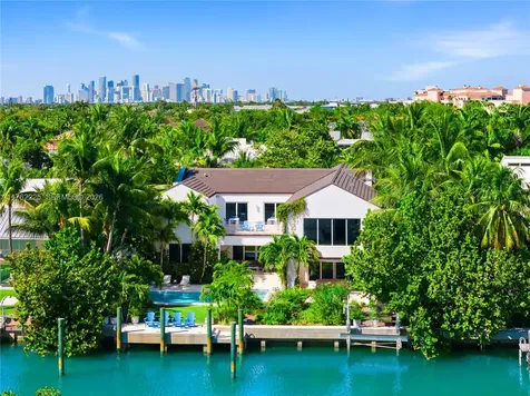 180 Cape Florida Drive Key Biscayne FL 33149