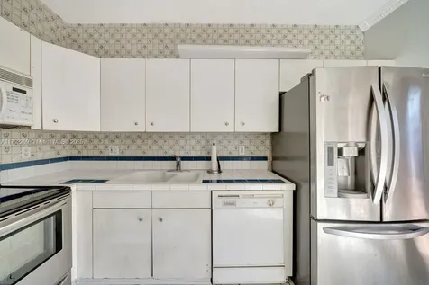 9266 SW 168th Place Miami FL 33196