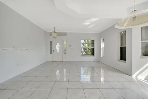 9266 SW 168th Place Miami FL 33196