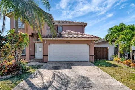 9266 SW 168th Place Miami FL 33196