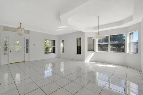 9266 SW 168th Place Miami FL 33196
