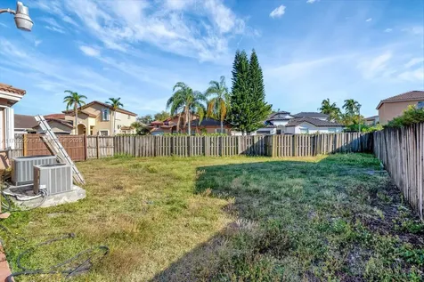 9266 SW 168th Place Miami FL 33196