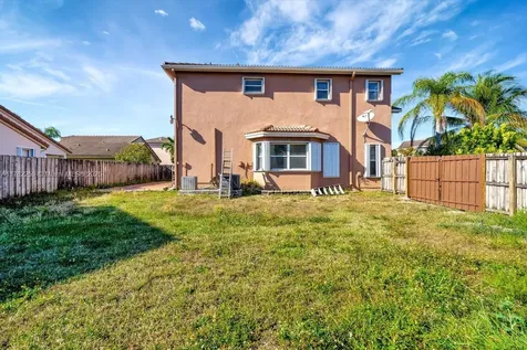 9266 SW 168th Place Miami FL 33196