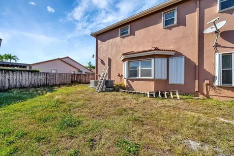 9266 SW 168th Place Miami FL 33196