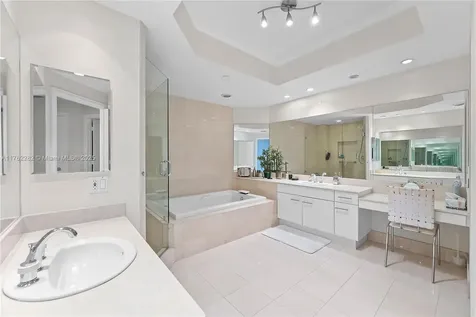 21150 Point Place Aventura FL 33180