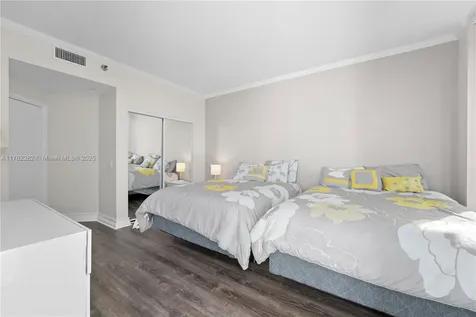 21150 Point Place Aventura FL 33180