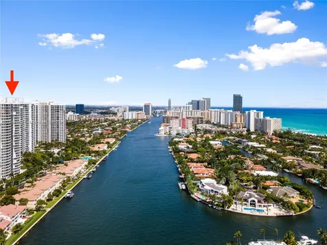 21150 Point Place Aventura FL 33180
