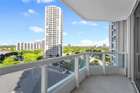21150 Point Place Aventura FL 33180