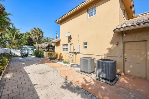 229 NW 15th Street Pompano Beach FL 33060