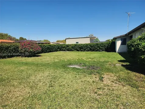 330 SW 78th Avenue Miami FL 33144