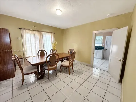 2035 NW 26th Street Miami FL 33142