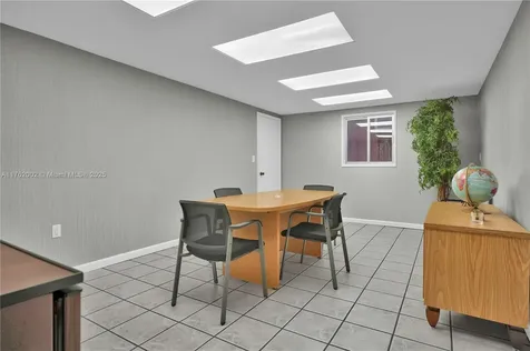 5220 NW 72nd Avenue Miami FL 33166