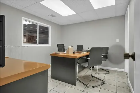 5220 NW 72nd Avenue Miami FL 33166
