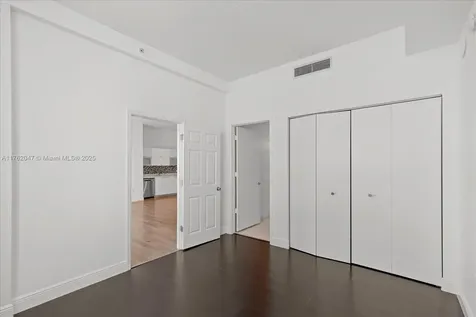 234 NE 3rd Street Miami FL 33132